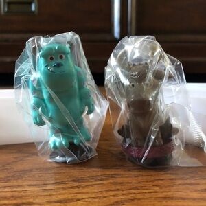 Disney suction figures Sven and Sal